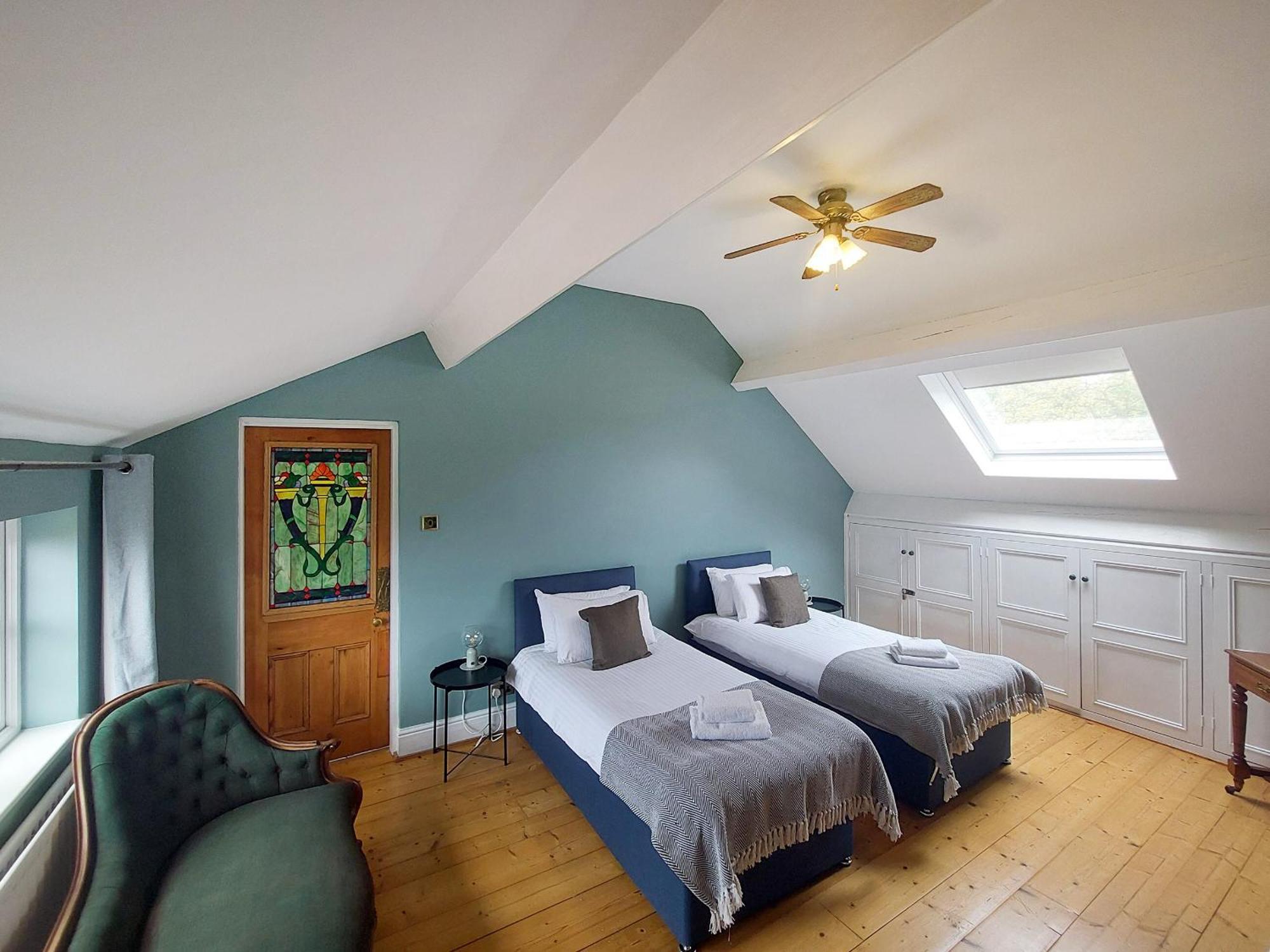 Oakridge Villa Hinderwell Екстериор снимка